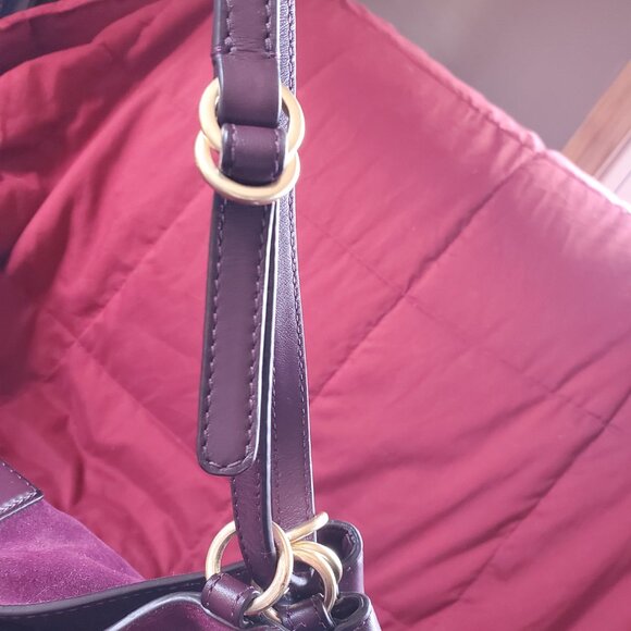 Michael Kors Quincy Large Suede and Leather Tote Bag - Picture 4 of 10